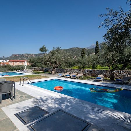 Torri Di Pietra Villa Stoúpa Eksteriør billede