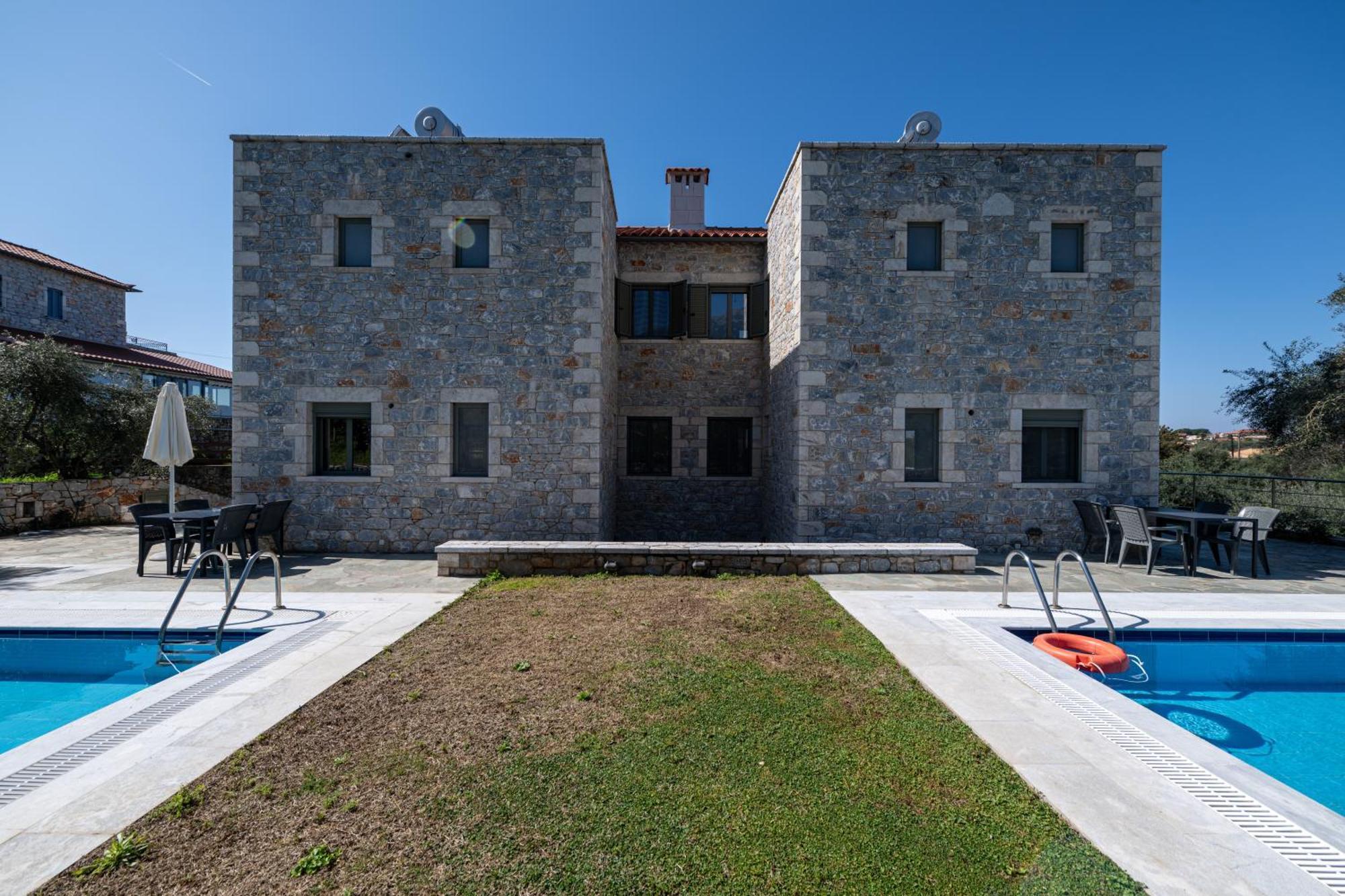 Torri Di Pietra Villa Stoúpa Eksteriør billede