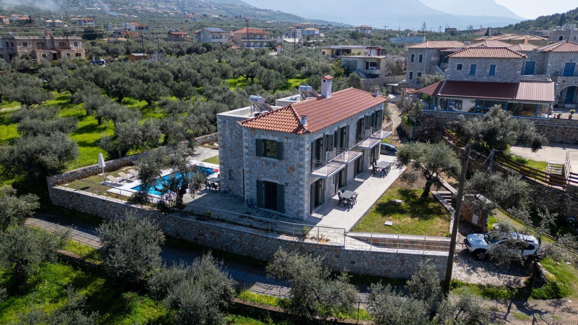 Torri Di Pietra Villa Stoúpa Eksteriør billede
